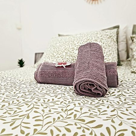 Appartment Totally Upgraded At Benal Beach เบนัลมาเดนา ภายนอก รูปภาพ