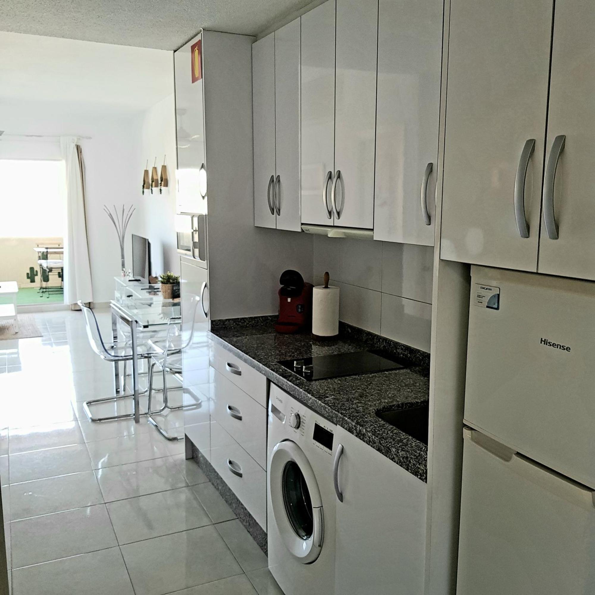 Appartment Totally Upgraded At Benal Beach เบนัลมาเดนา ภายนอก รูปภาพ